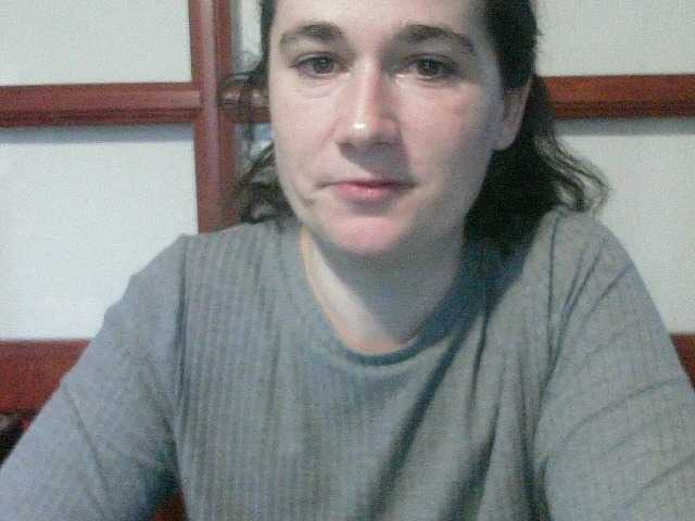 AmanelWhite
