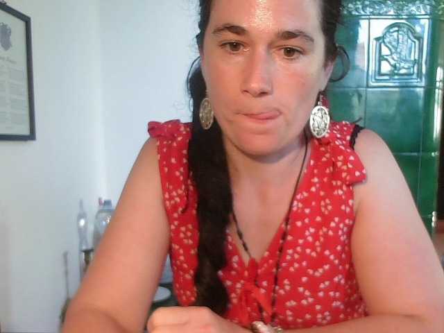 AmanelWhite