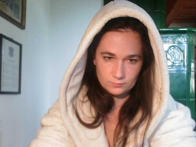 AmanelWhite