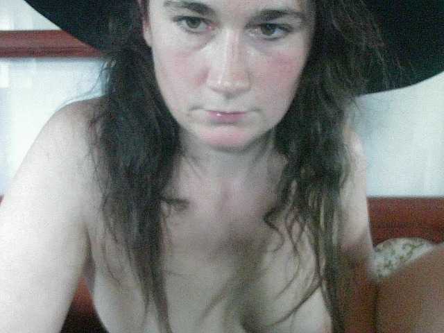 AmanelWhite live cam on BongaCams