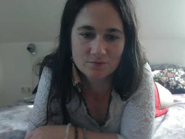 AmanelWhite live cam on BongaCams