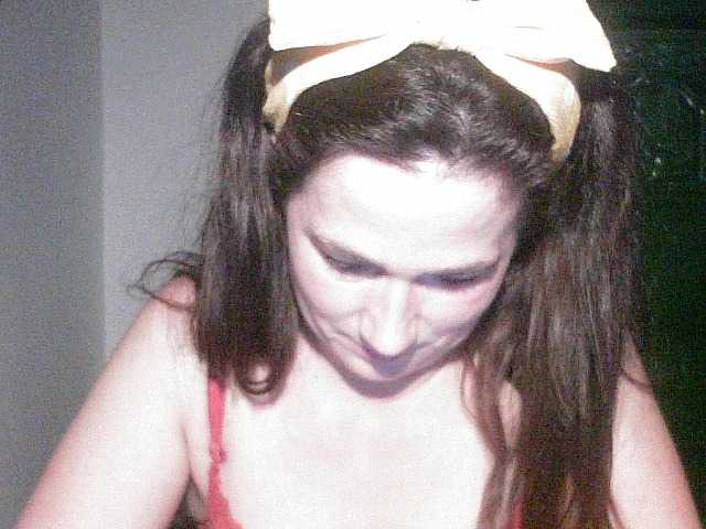 AmanelWhite