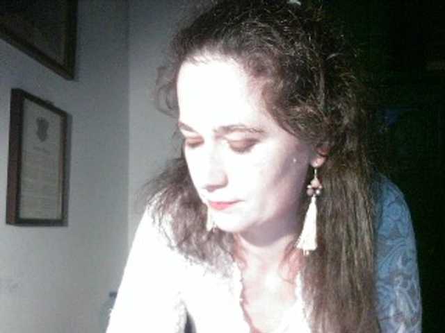 AmanelWhite