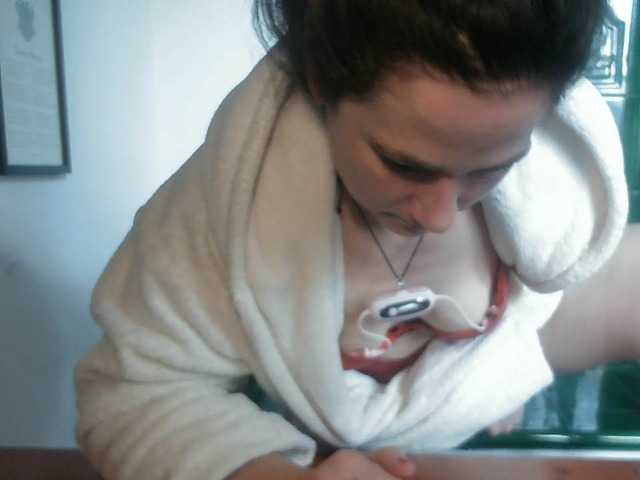 AmanelWhite