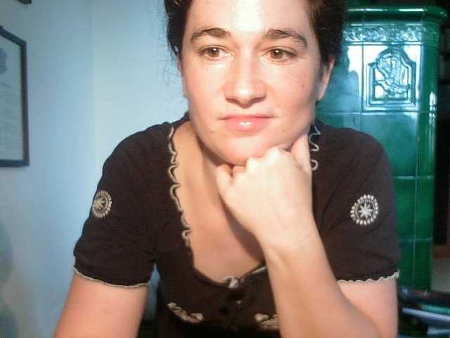 AmanelWhite live cam on BongaCams
