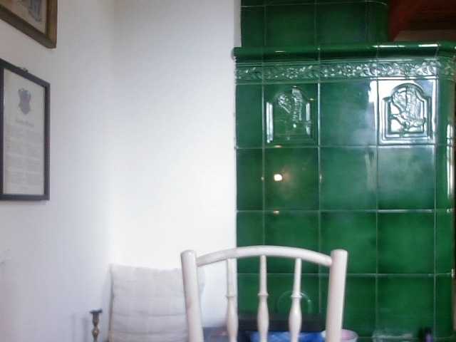 AmanelWhite