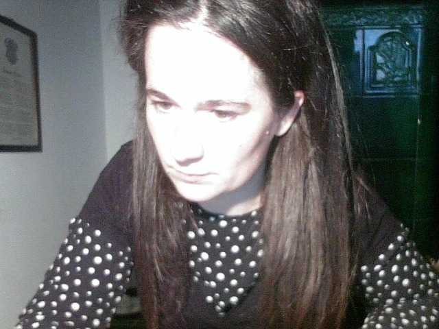 AmanelWhite