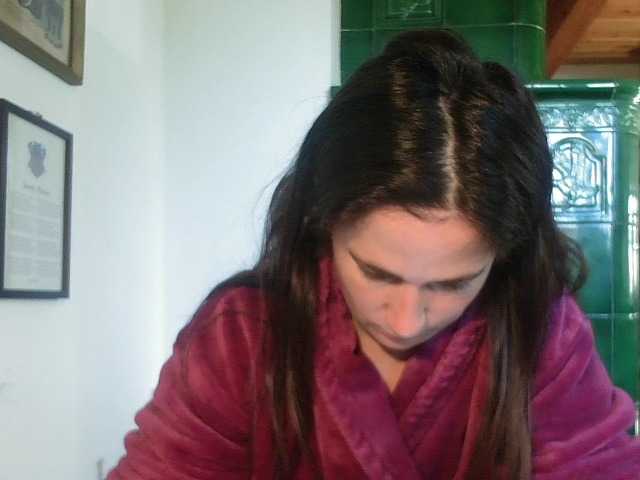 AmanelWhite live cam on BongaCams
