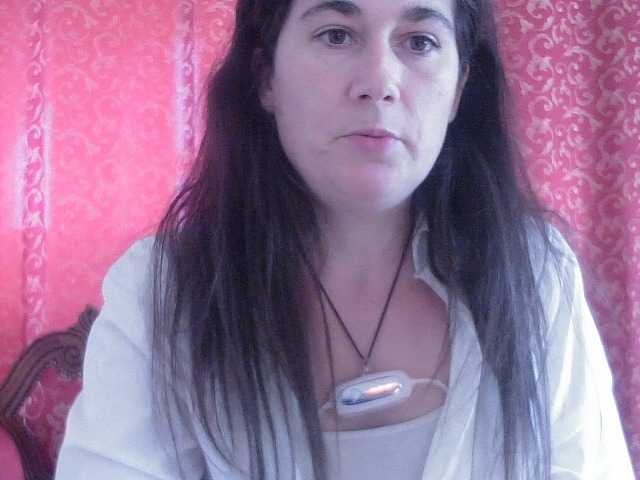 AmanelWhite