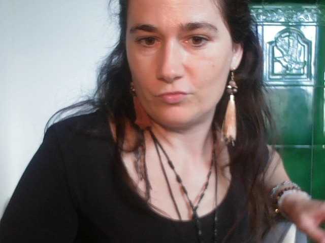 AmanelWhite live cam on BongaCams