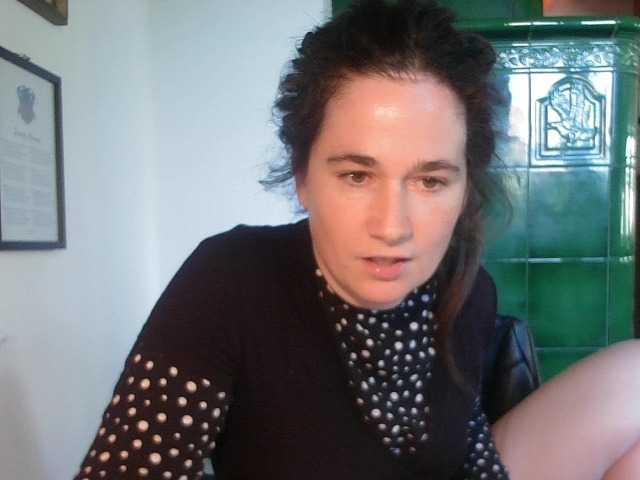 AmanelWhite