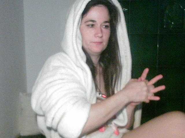 AmanelWhite