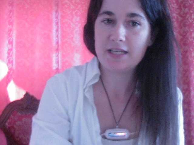 AmanelWhite