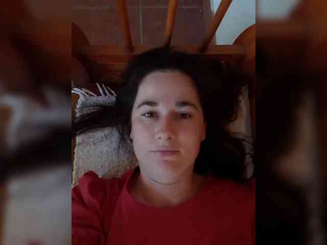 AmanelWhite webcam