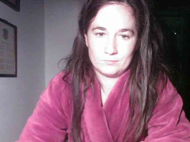 AmanelWhite webcam
