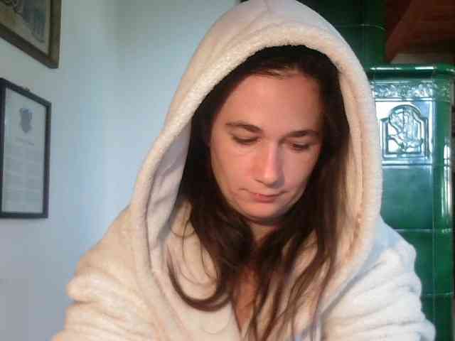 AmanelWhite AmanelWhite