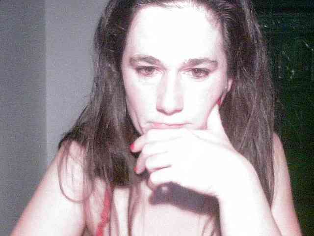 AmanelWhite webcam
