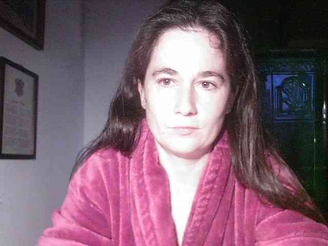 AmanelWhite webcam