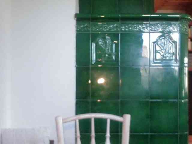 AmanelWhite