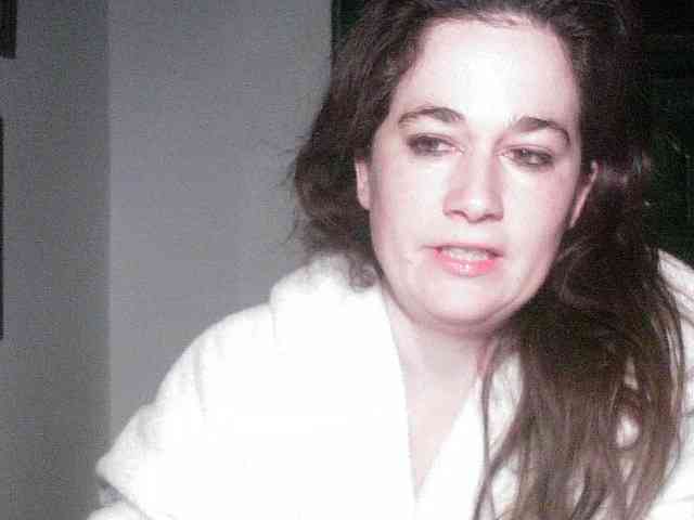 AmanelWhite