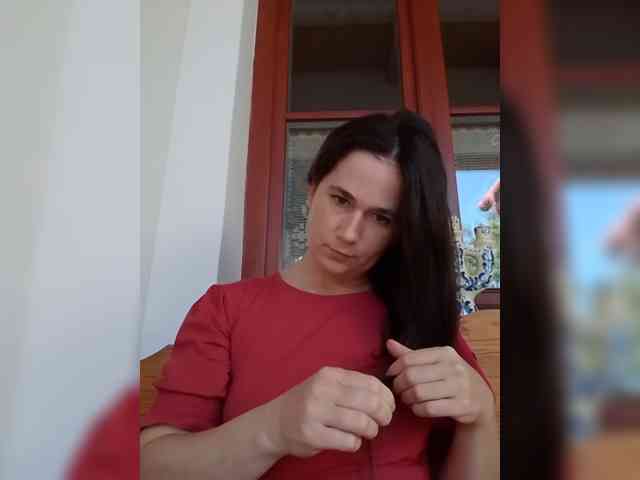 AmanelWhite webcam