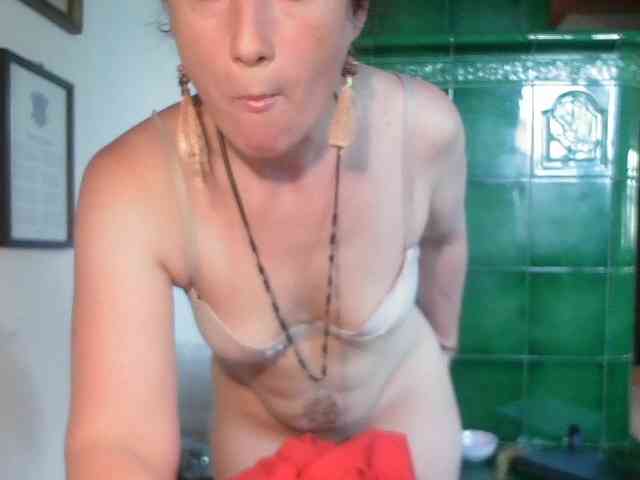 AmanelWhite