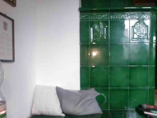 AmanelWhite