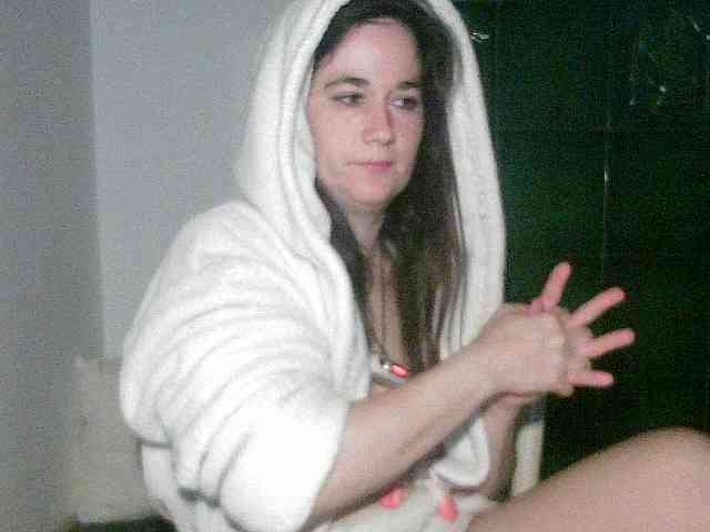 AmanelWhite AmanelWhite