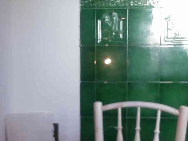 AmanelWhite