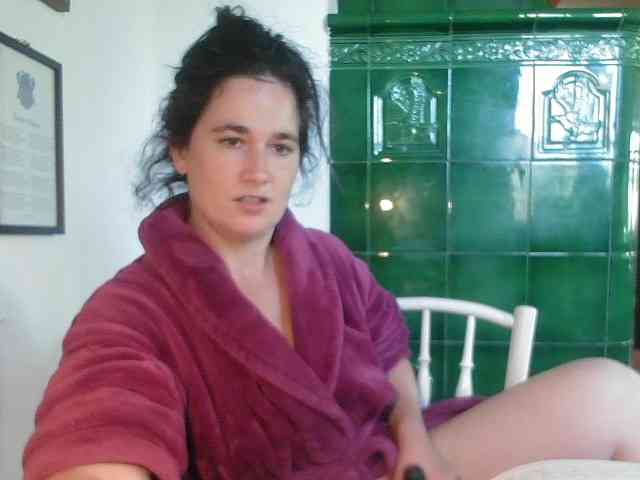 AmanelWhite webcam