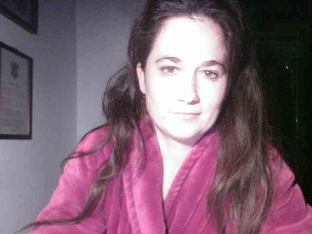 AmanelWhite webcam