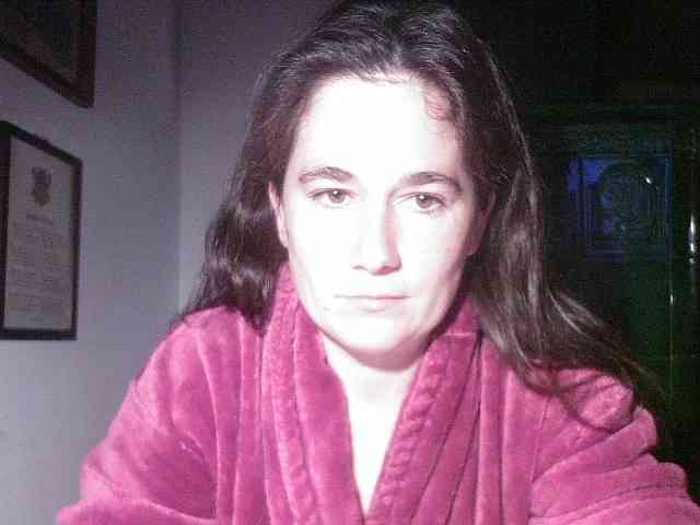 AmanelWhite webcam