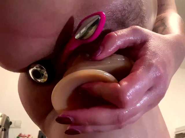 MelissaBerg live cam on BongaCams
