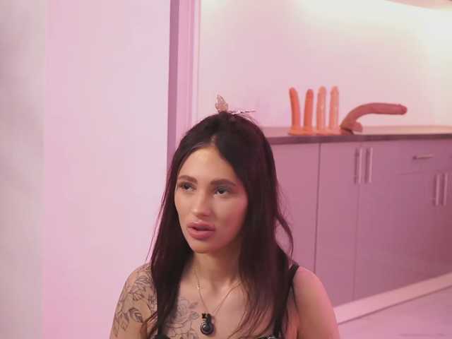 SaschaBloom live cam on BongaCams