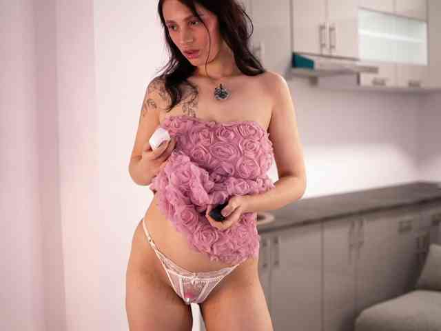 Model: SaschaBloom