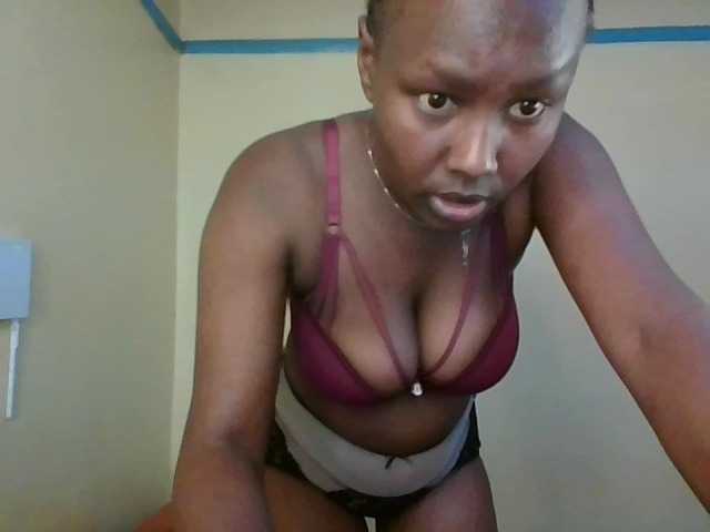 CandyBliss-1 live cam on BongaCams