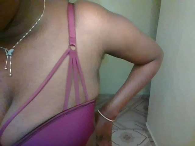 CandyBliss-1 live cam on BongaCams