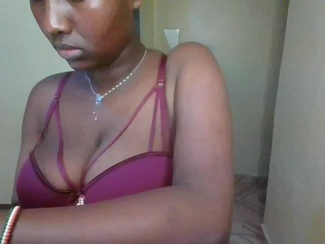 CandyBliss-1 live cam on BongaCams