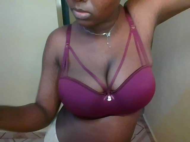 CandyBliss-1 live cam on BongaCams