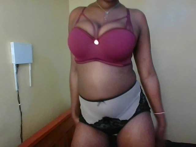 CandyBliss-1 live cam on BongaCams