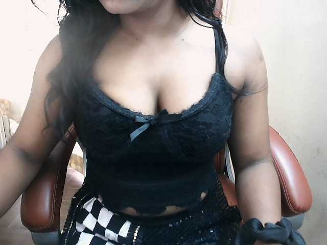 Ja-nuu live cam on BongaCams