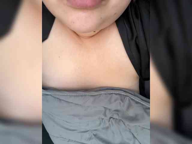 Nina87 webcam