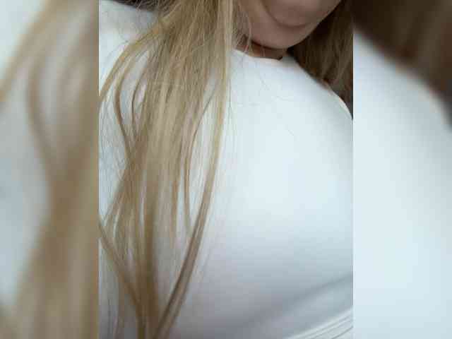 Nina87 webcam