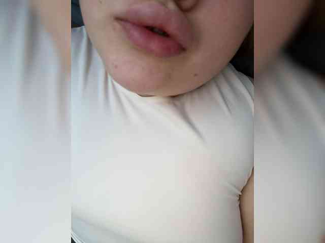 Nina87 webcam