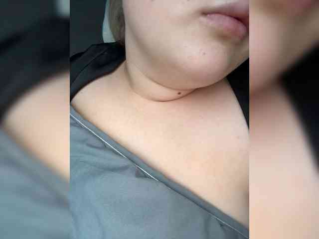 Nina87 webcam