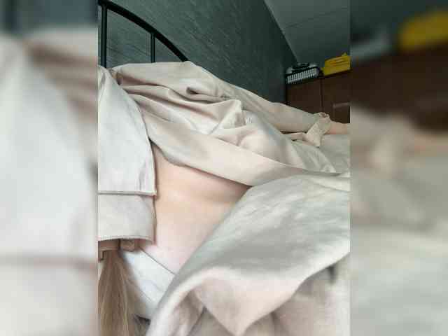 Nina87 webcam