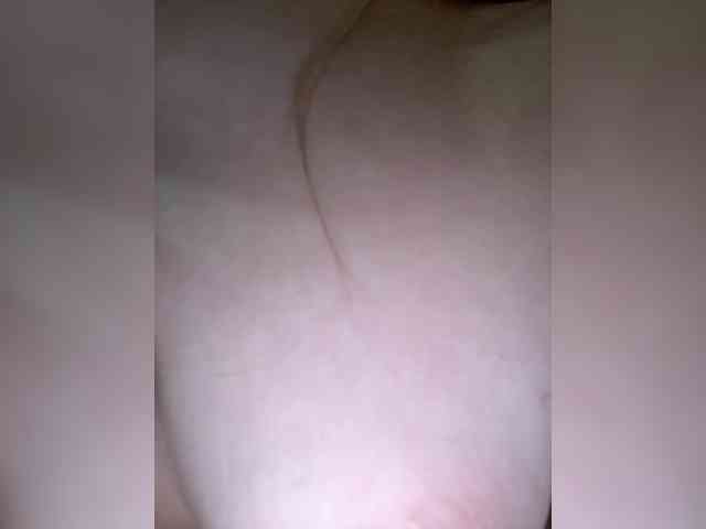 Nina87 webcam