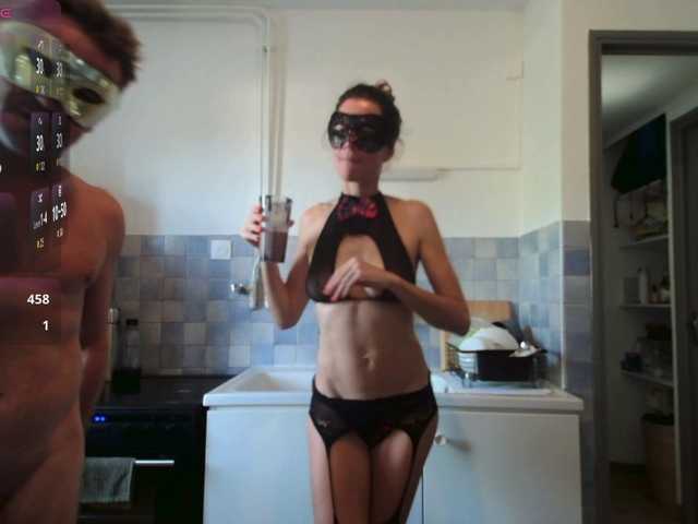 hornyfrenchies live cam on BongaCams