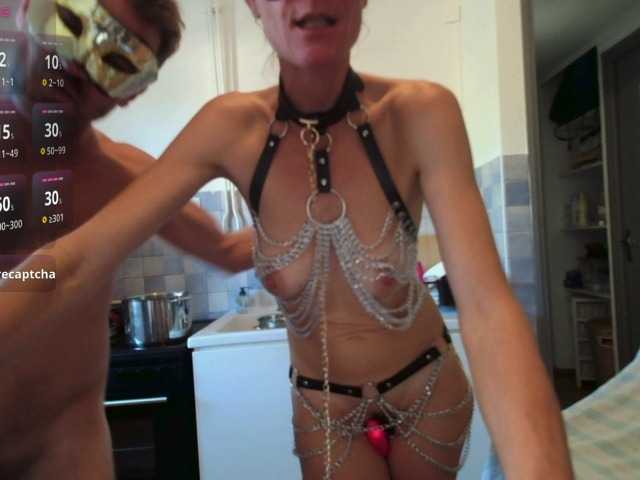 hornyfrenchies live cam on BongaCams