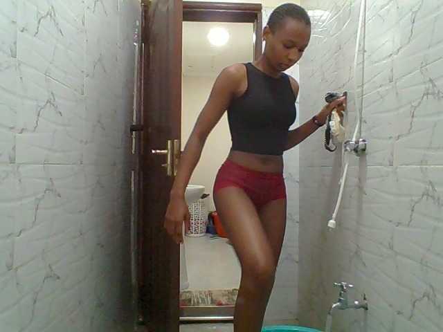 Pinky09 live cam on BongaCams